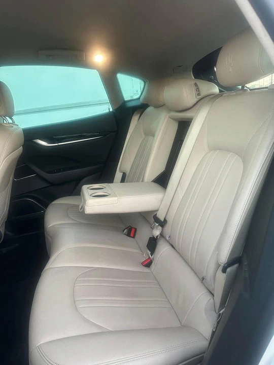 2017 Maserati Levante - Image 12 of 16