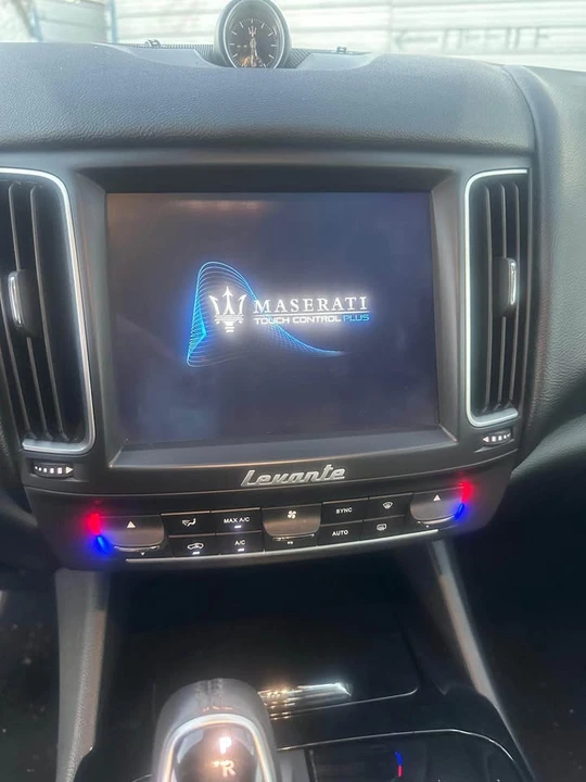 2017 Maserati Levante - Image 9 of 16