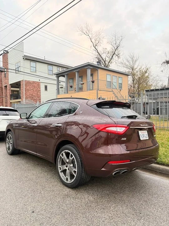 2017 Maserati Levante - Image 3 of 15