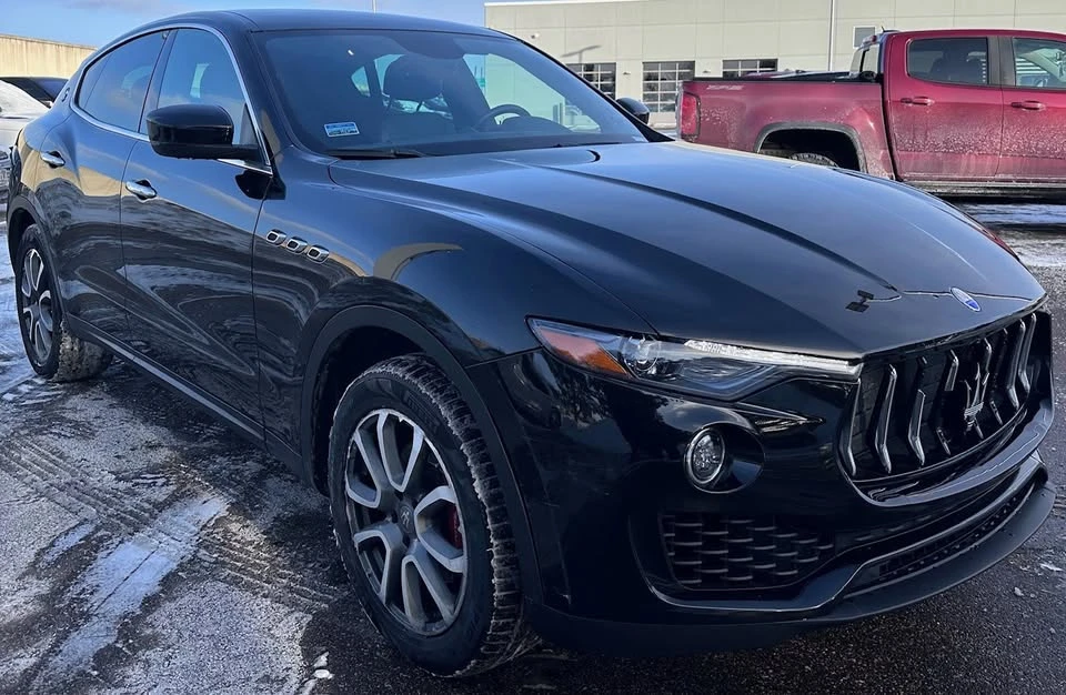 2017 Maserati Levante - Image 2 of 8