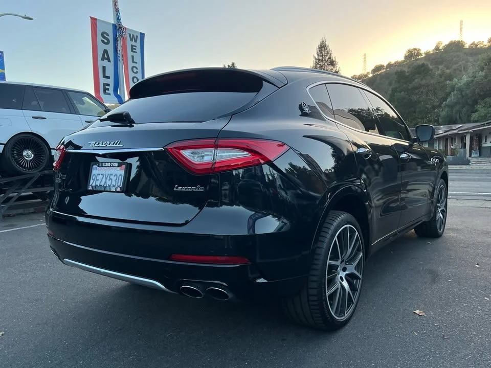 2017 Maserati Levante - Image 7 of 19