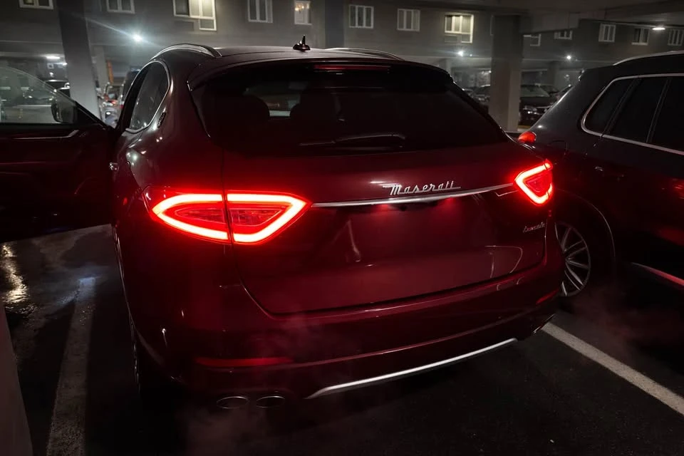 2017 Maserati Levante - Image 2 of 5