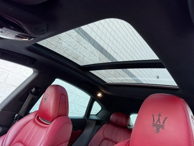 2017 Maserati Levante - Image 8 of 19