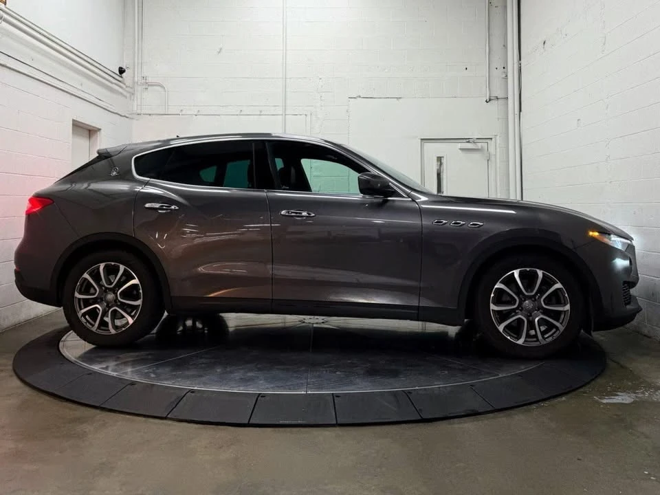 2017 Maserati Levante - Image 9 of 20
