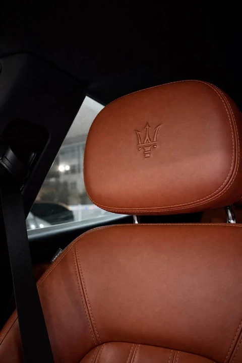 2017 Maserati Levante - Image 4 of 5