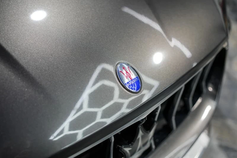2017 Maserati Levante - Image 3 of 18