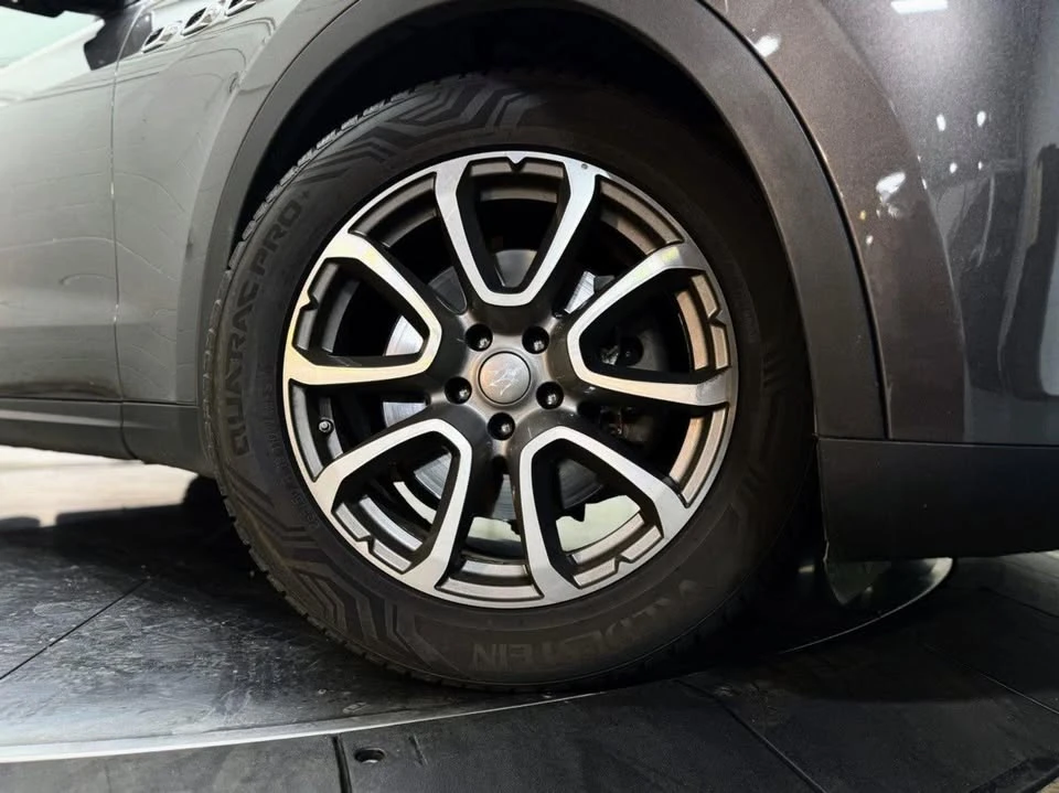 2017 Maserati Levante - Image 10 of 20