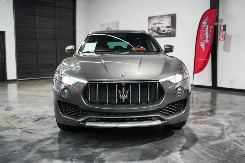 2017 Maserati Levante - Image 8 of 18