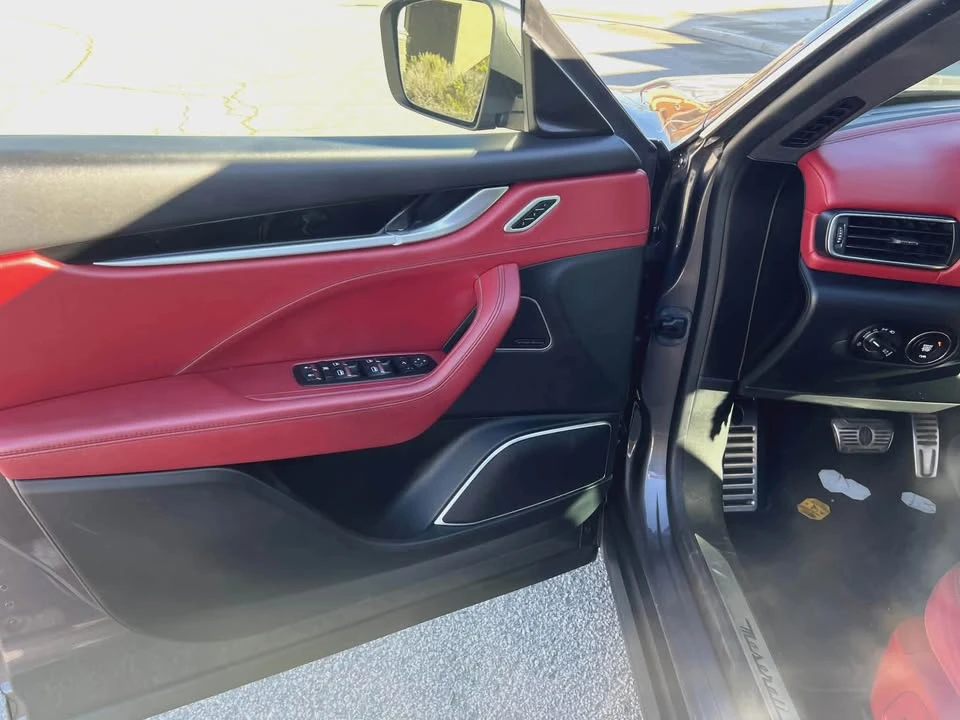 2017 Maserati Levante - Image 4 of 10