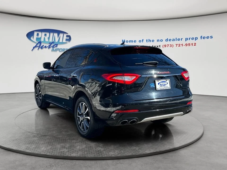 2017 Maserati Levante - Image 4 of 9