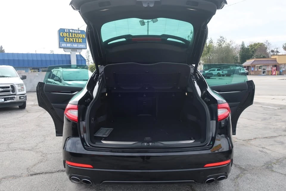 2017 Maserati Levante - Image 13 of 16