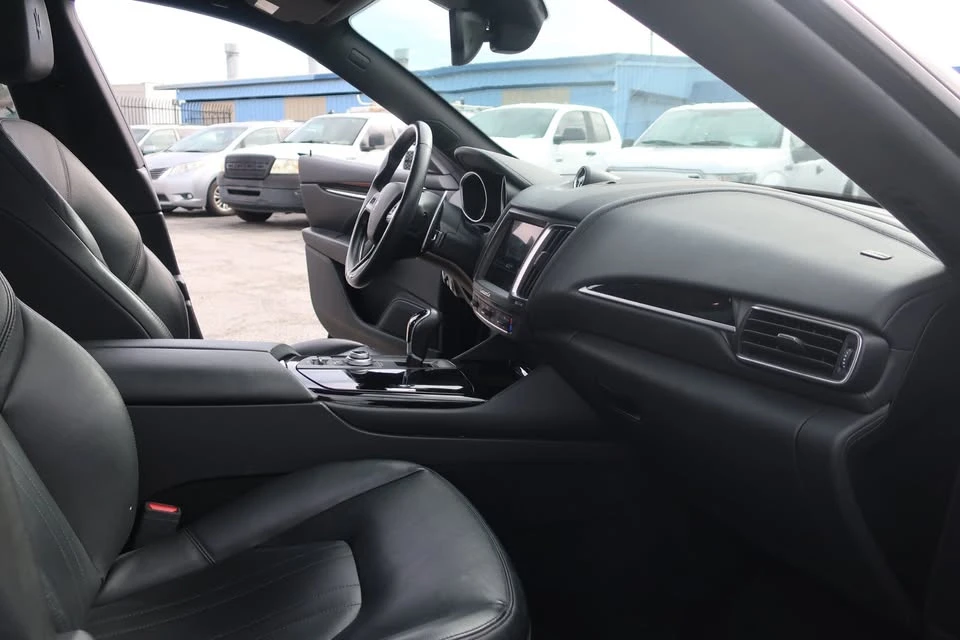2017 Maserati Levante - Image 12 of 16