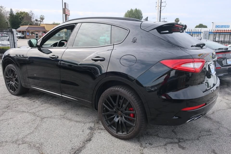 2017 Maserati Levante - Image 3 of 16