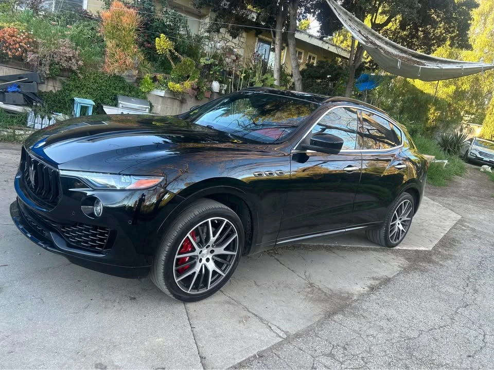 2017 Maserati Levante - Image 3 of 8