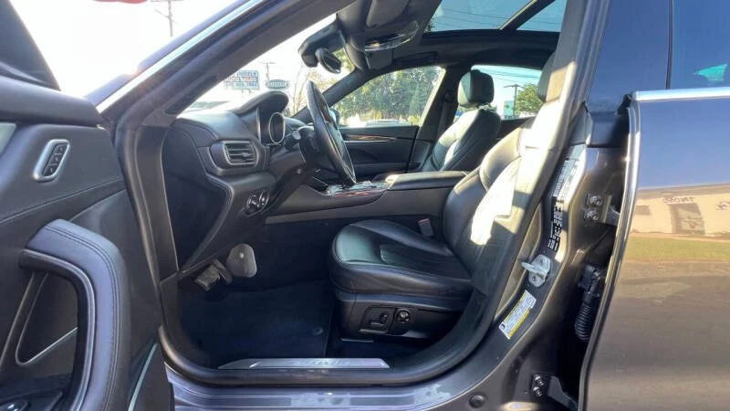 2017 Maserati Levante - Image 11 of 20