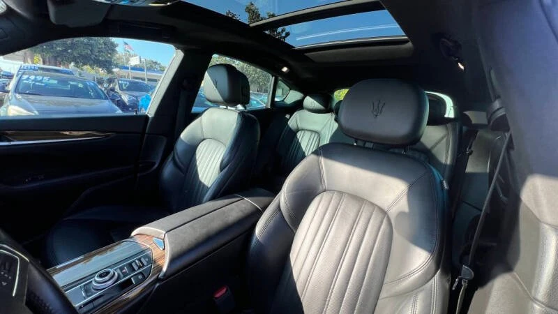 2017 Maserati Levante - Image 3 of 20