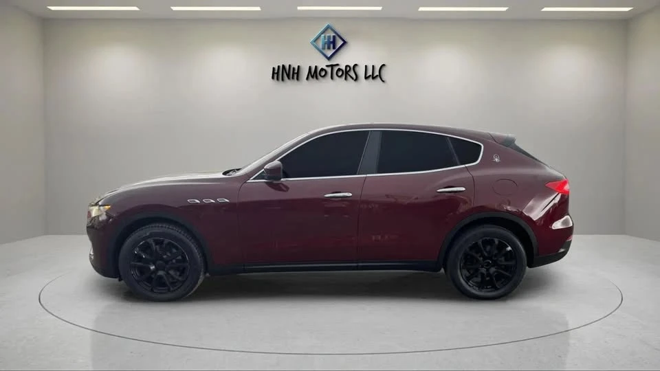 2017 Maserati Levante - Image 2 of 18