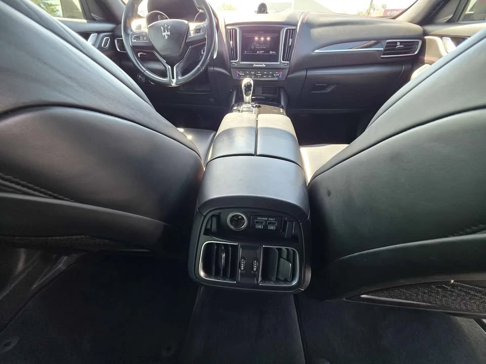 2017 Maserati Levante - Image 10 of 12