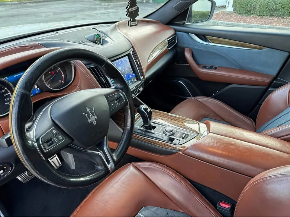 2017 Maserati Levante - Image 10 of 16