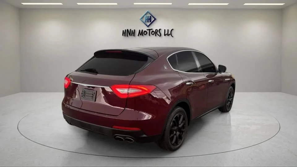 2017 Maserati Levante - Image 5 of 18