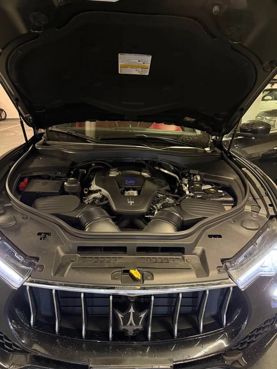 2017 Maserati Levante - Image 7 of 13