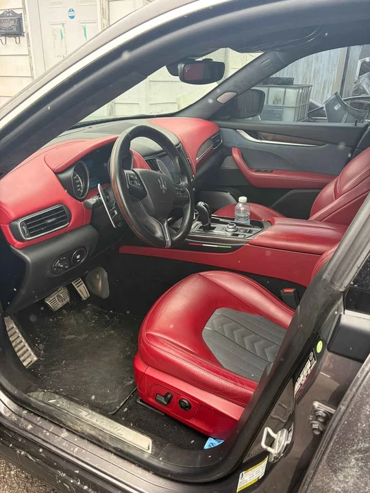 2017 Maserati Levante - Image 6 of 8