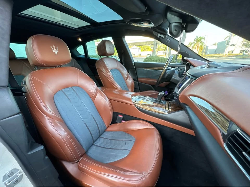 2017 Maserati Levante - Image 16 of 16