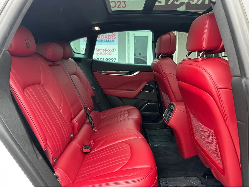 2017 Maserati Levante - Image 12 of 20