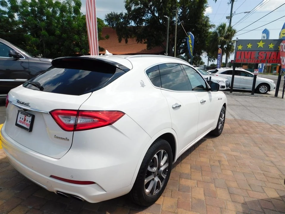2017 Maserati Levante - Image 6 of 20