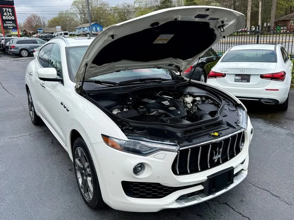 2017 Maserati Levante - Image 4 of 20