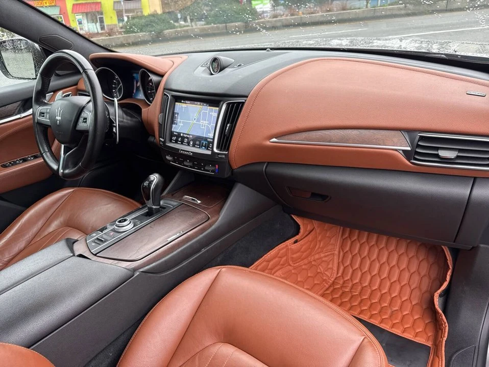 2017 Maserati Levante - Image 4 of 20