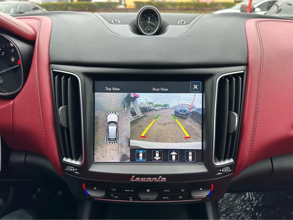 2017 Maserati Levante - Image 16 of 20