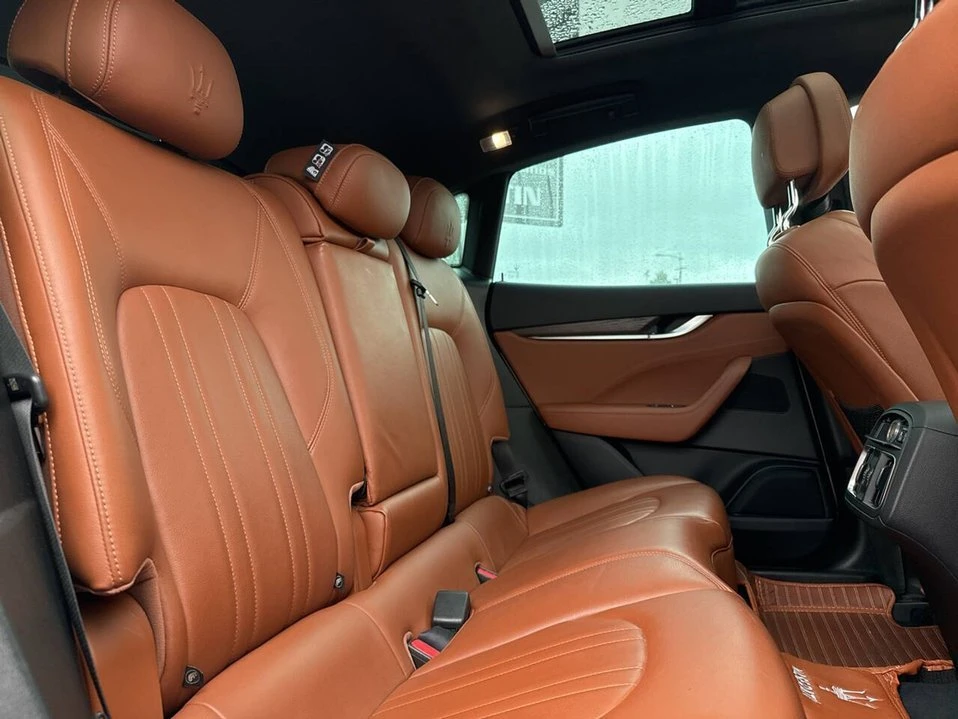 2017 Maserati Levante - Image 6 of 20