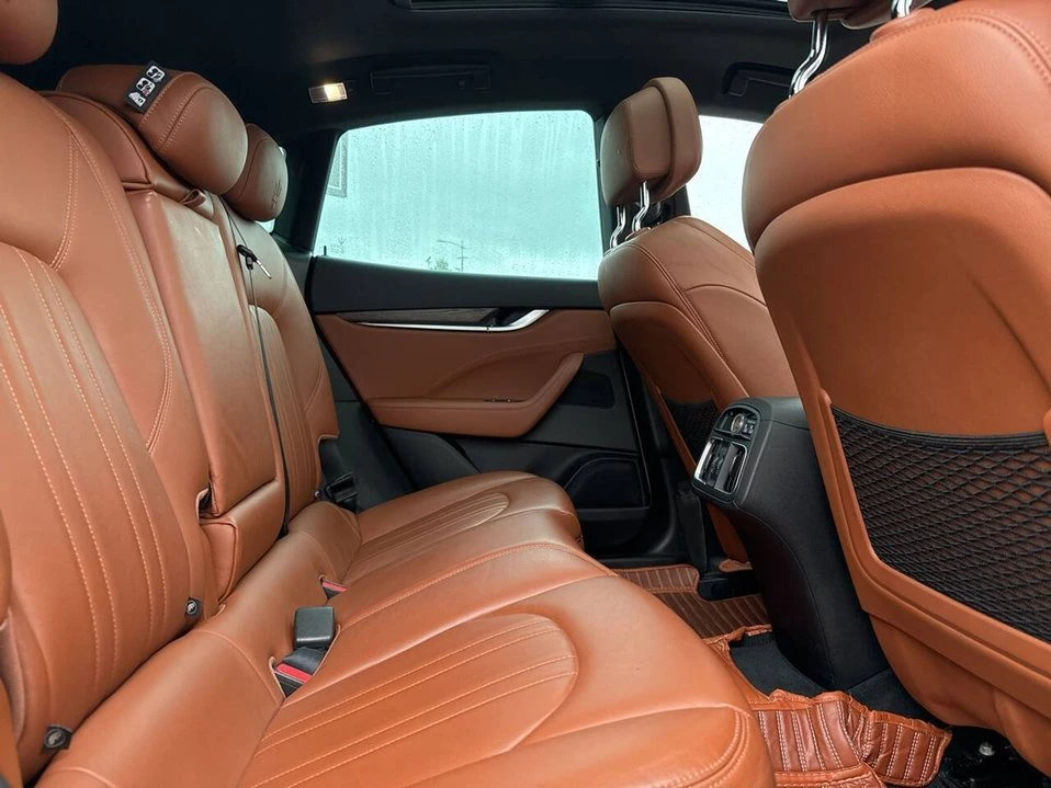 2017 Maserati Levante - Image 5 of 20