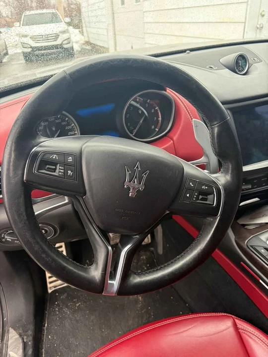 2017 Maserati Levante - Image 8 of 8