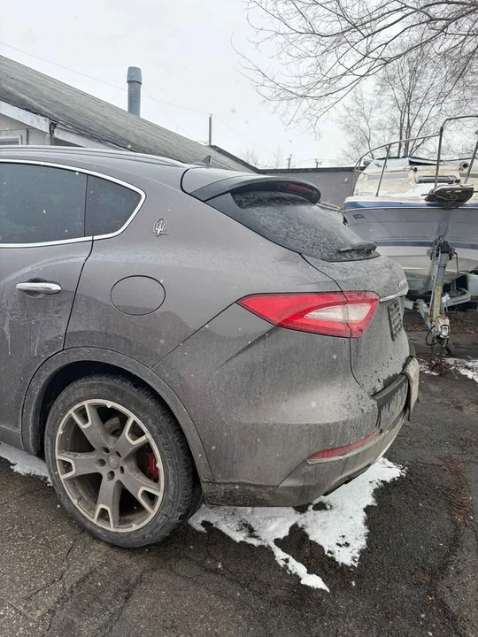 2017 Maserati Levante - Image 5 of 8