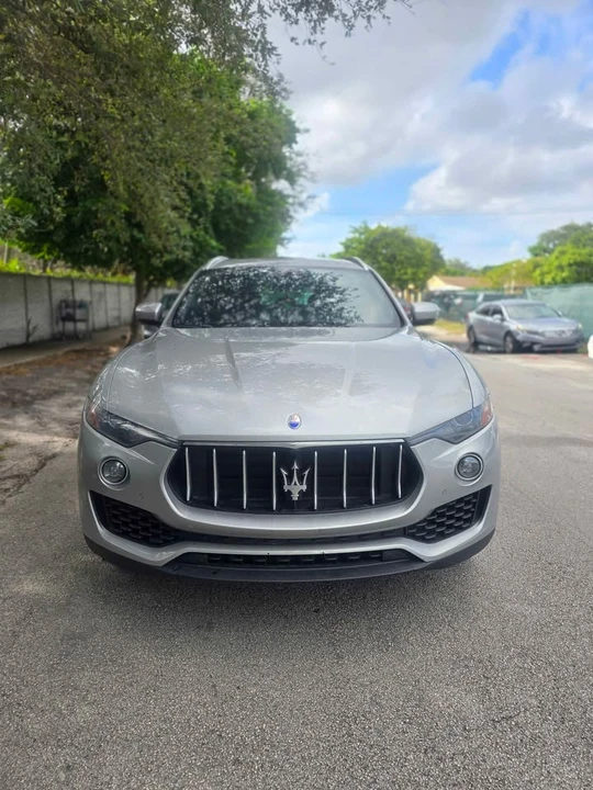2017 Maserati Levante - Image 2 of 10