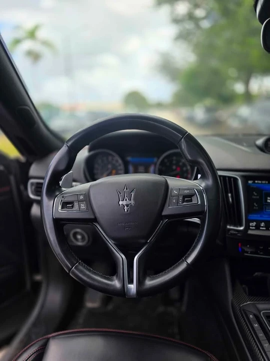 2017 Maserati Levante - Image 9 of 10