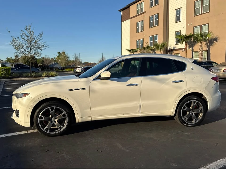 2017 Maserati Levante - Image 3 of 16