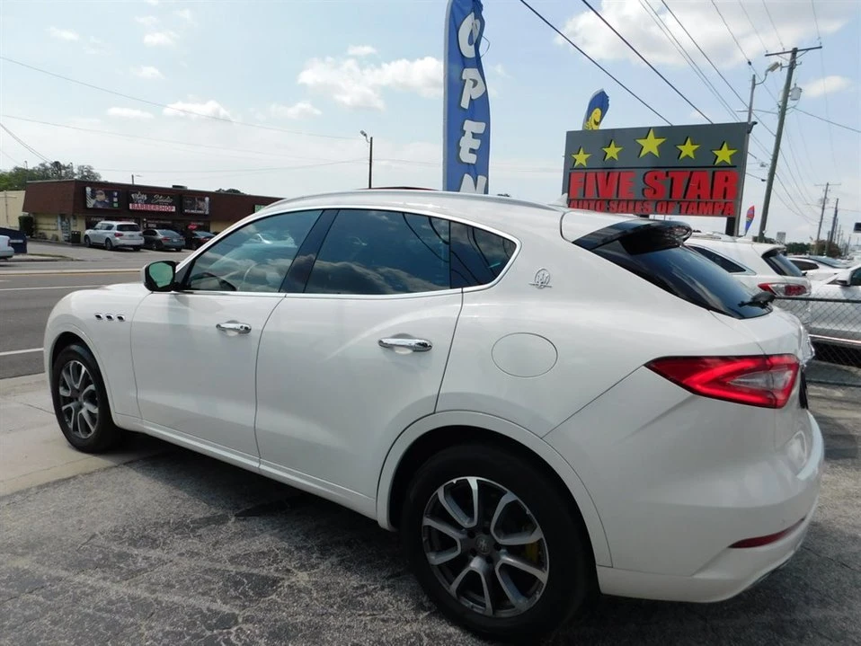 2017 Maserati Levante - Image 4 of 20
