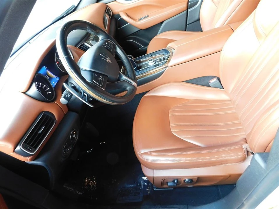 2017 Maserati Levante - Image 8 of 20