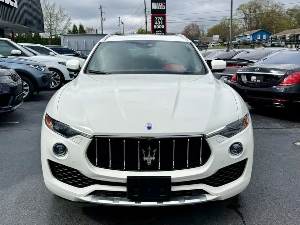 2017 Maserati Levante - Image 2 of 20