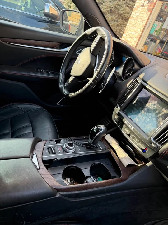 2017 Maserati Levante - Image 17 of 19