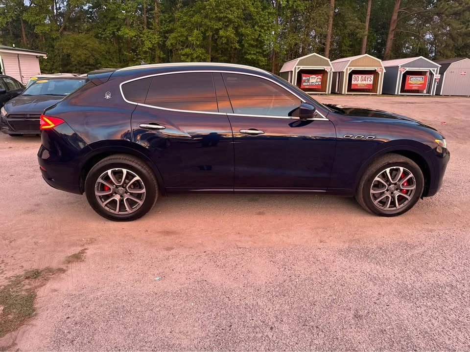 2017 Maserati Levante - Image 5 of 18