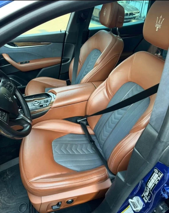 2017 Maserati Levante - Image 5 of 8