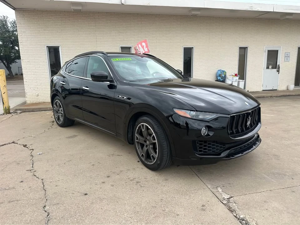 2017 Maserati Levante - Image 7 of 12