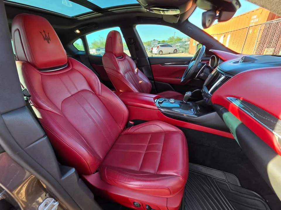 2017 Maserati Levante - Image 5 of 8