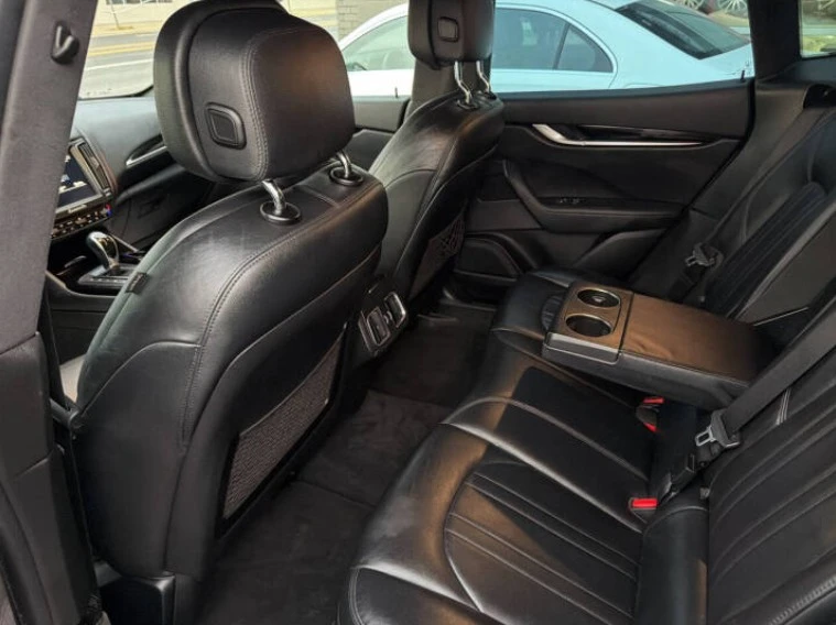 2017 Maserati Levante - Image 9 of 19