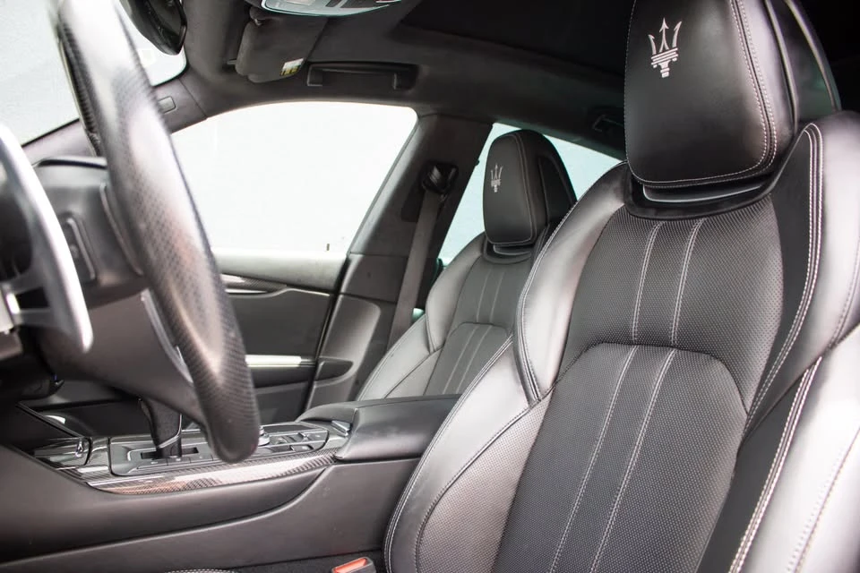 2017 Maserati Levante - Image 11 of 16