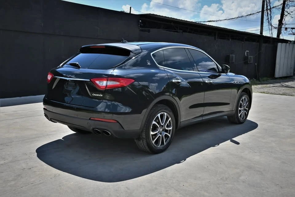 2017 Maserati Levante - Image 3 of 19